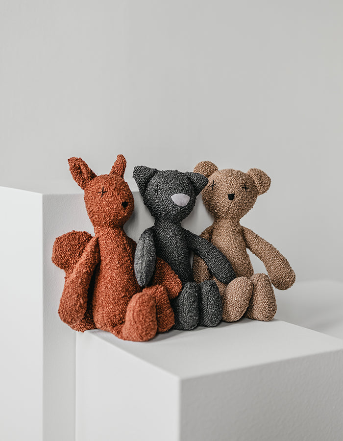 Pluszowa zabawka dla psa wiewiórka LEA